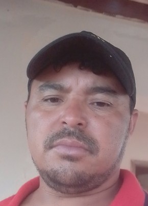 José Armando из Araxá 44 года