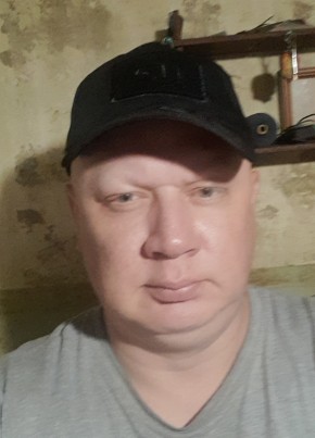 Антон из Рыбинска 36 лет