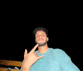 Boda, 22, Luxor