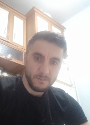Mansour, 34, Türkiye Cumhuriyeti, İstanbul