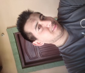 GUILLERMO, 25, Pilar