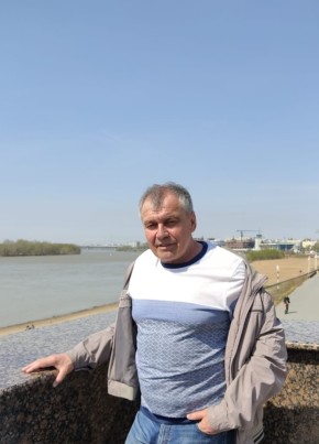 Владимир, 64, Россия, Омск