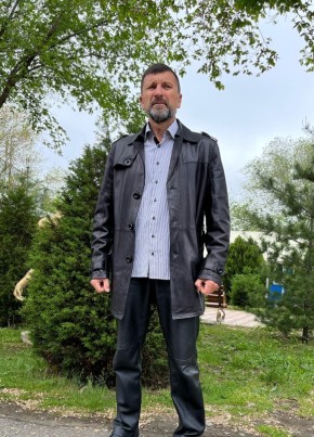 Олег, 56, Россия, Светлоград