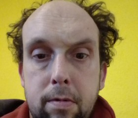 Julien, 40, Neuchatel