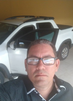 Márcio, 45, República Federativa do Brasil, Goiânia