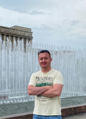 Олег, 39, Россия, Псков