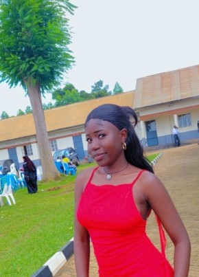 Patricia из Kampala 22 года