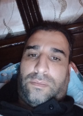 Chaouki, 36, People’s Democratic Republic of Algeria, Sour el Ghozlane