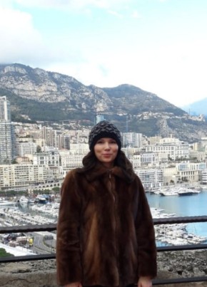 Irina из Milano 45 лет
