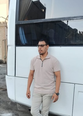 احمد из محافظة الفيوم 31 год