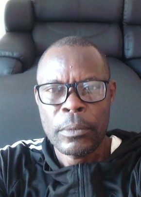 Moises, 55, República de Angola, Loanda