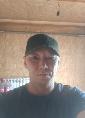 Вадим из Мирного (Якутия) 42 года