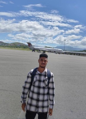 JACKNAI BWOY, 18, Papua New Guinea, Port Moresby