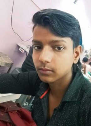 Diljar Alam, 20, India, Delhi