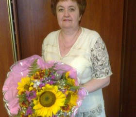 Ольга, 61 год, Львів
