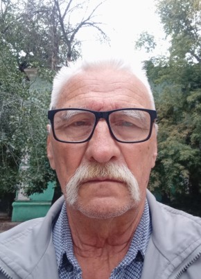 Анатолий из Самары 69 лет