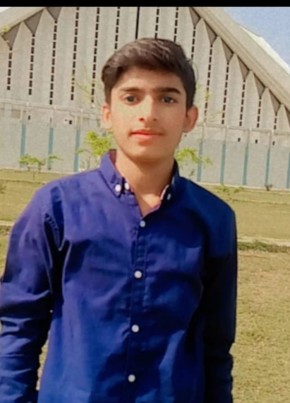 Mukaram, 18, پاکستان, لاہور