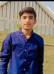 Mukaram, 18 лет, لاہور