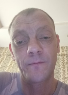 Михаил из Красноярска 43 года