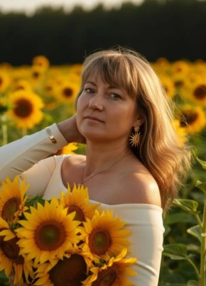 Елена из Ростова-на-Дону 49 лет