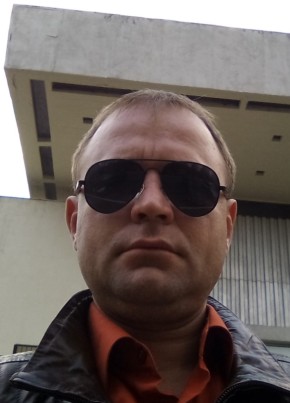 Артем, 47, Россия, Калуга
