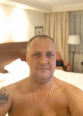 Максим