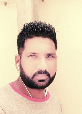 Bhatia shab, 29, الإمارات العربية المتحدة, أبوظبي