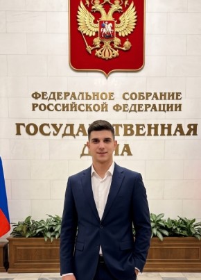 Михаил из Петергофа 26 лет