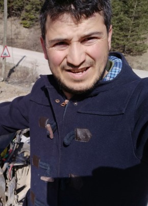 Kadir Gamze, 22, Türkiye Cumhuriyeti, Kastamonu
