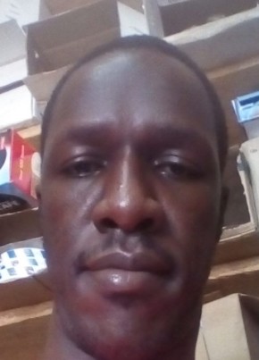 Abdoulkadiri, 42, Republic of Cameroon, Yaoundé
