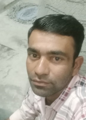 Mukesh Parmar, 30, India, Ahmedabad