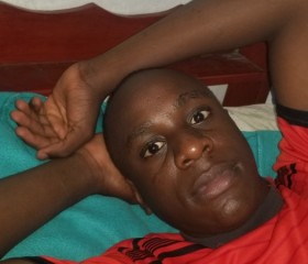 David, 18 лет, Kampala