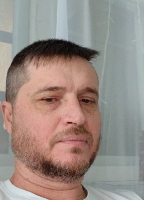 Roman из Карабаново 44 года