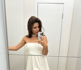 Adriana, 23 года, Москва