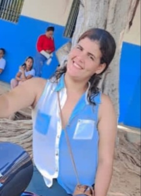 Yanile, 39, Venezuela, Juan Griego