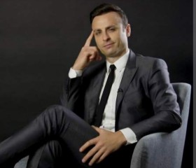 Andrey, 35, Si Racha