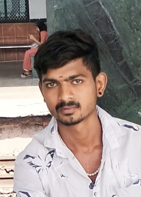 Vijay Koli, 22, India, Ozar