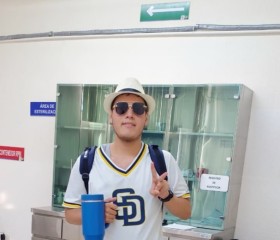 Ángel, 19, Culiacan