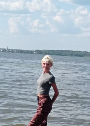 Оля, 38, Россия, Невьянск
