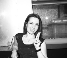 Inna, 26, Saint Petersburg