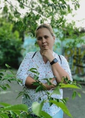 Оксана, 39, Россия, Омск