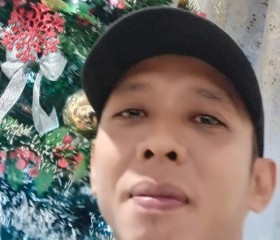Hendra Hen, 32, Makassar