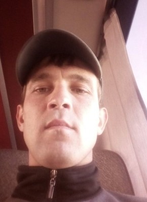 Александр, 30, Россия, Соликамск