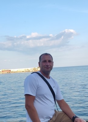 Aleksey, 40, Ukraine, Makiyivka