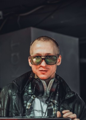 Евгений из Новосибирска 38 лет