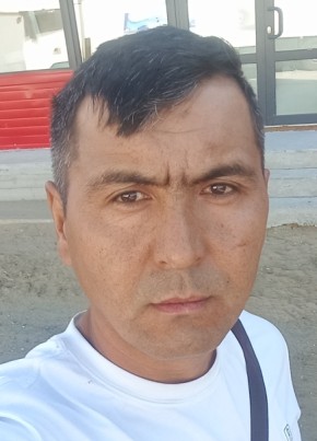 Асадулло из Нового Уренгоя 39 лет