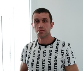 Анатолий, 43 года, Porto