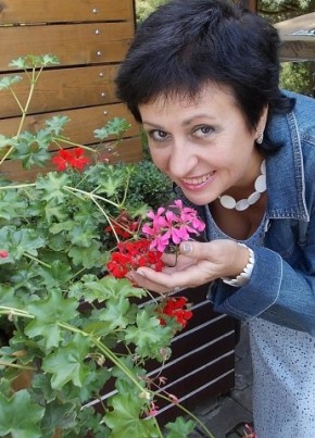 Elena, 58, Republic of Moldova, Chisinau