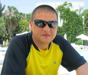 Ruslan, 40, Athens