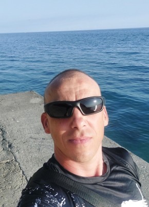 Олег из Лазаревское 41 год